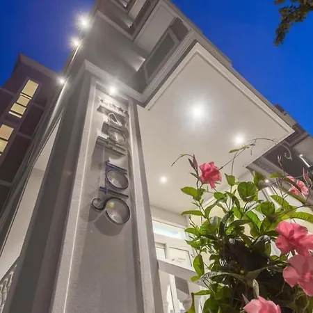 Hotel Star 3*